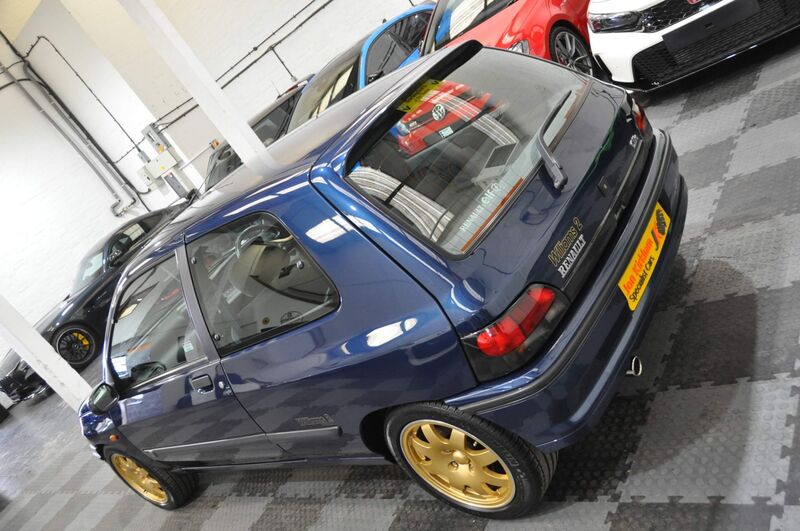 RENAULT CLIO