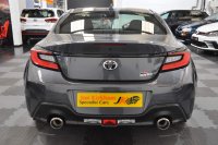 TOYOTA GR86