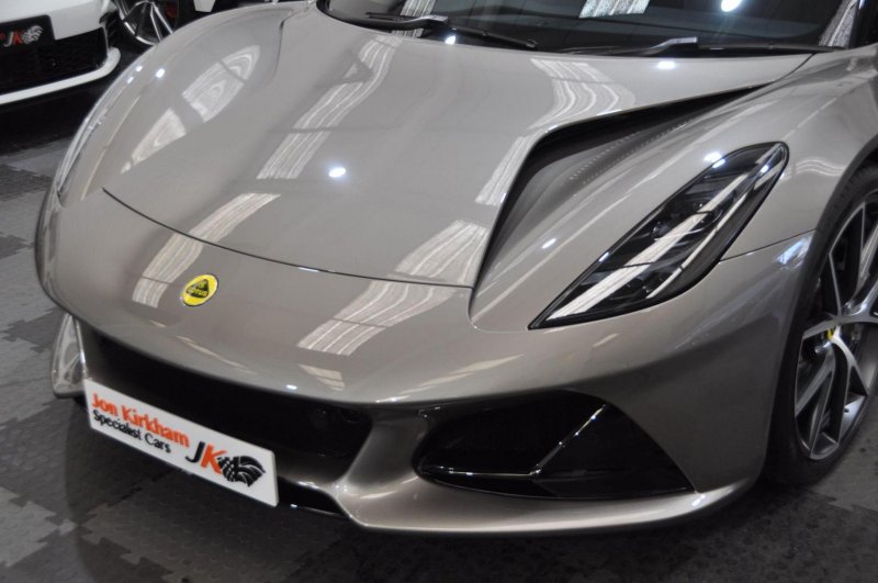 LOTUS EMIRA