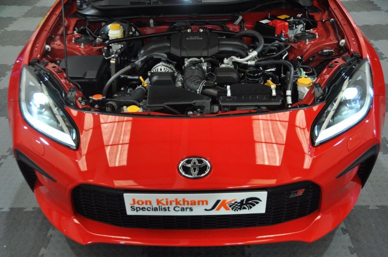TOYOTA GR86