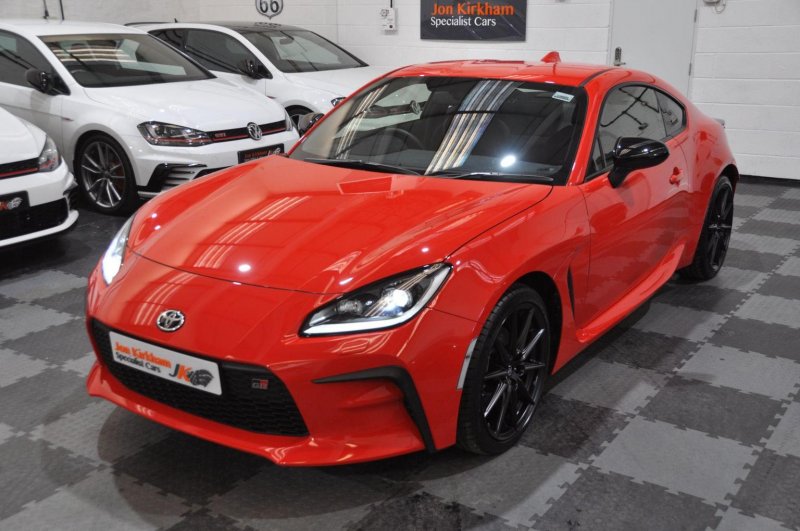 TOYOTA GR86