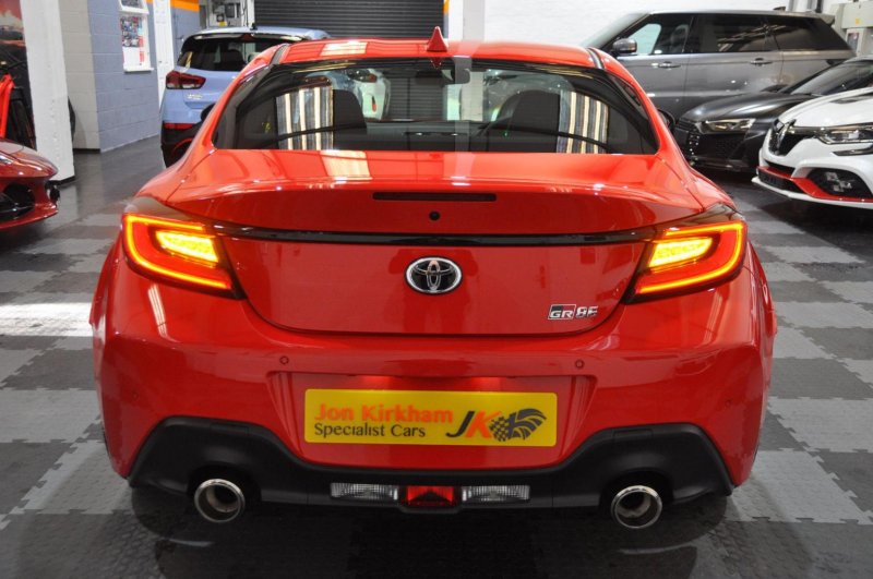 TOYOTA GR86