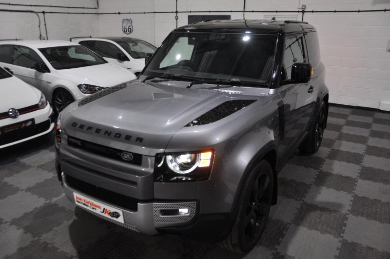 LAND ROVER DEFENDER 90