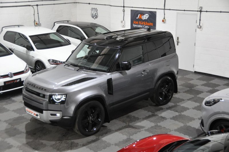 LAND ROVER DEFENDER 90