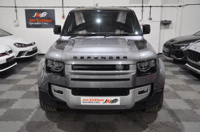 LAND ROVER DEFENDER 90