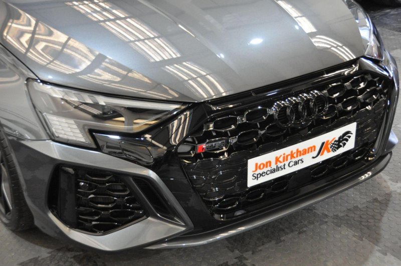 AUDI RS3
