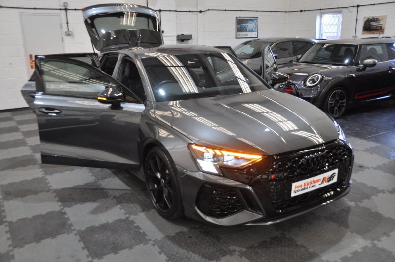 AUDI RS3