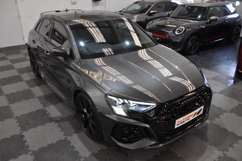 AUDI RS3