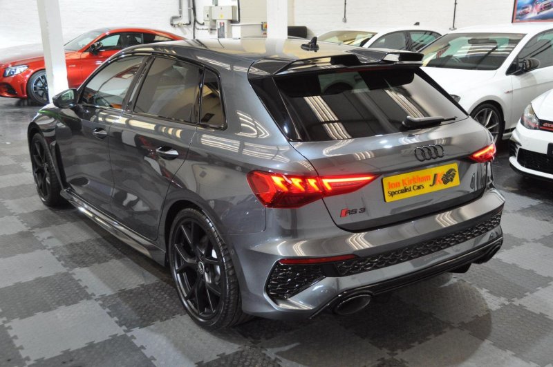 AUDI RS3
