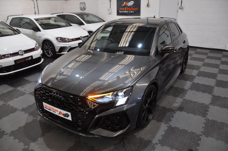 AUDI RS3