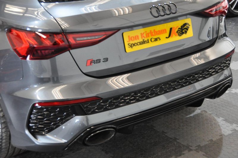 AUDI RS3