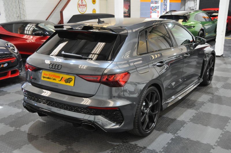 AUDI RS3