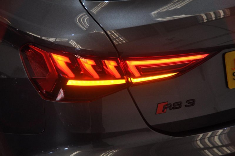AUDI RS3