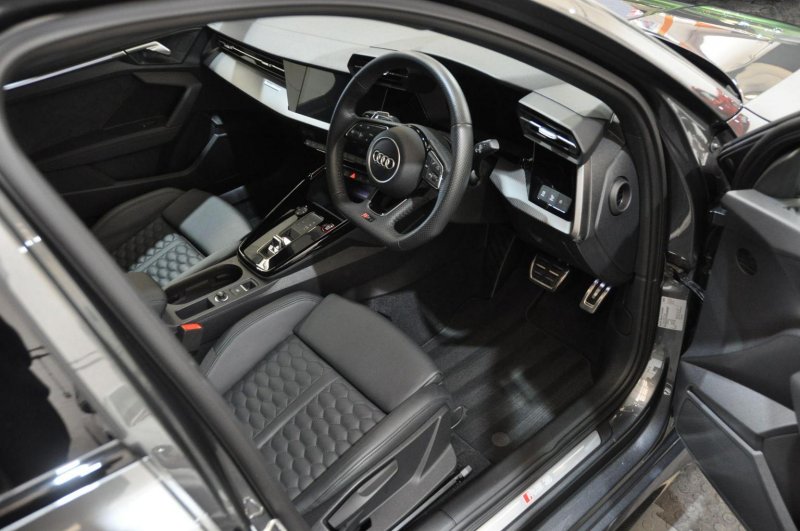 AUDI RS3