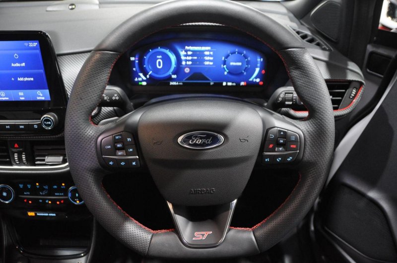 FORD PUMA