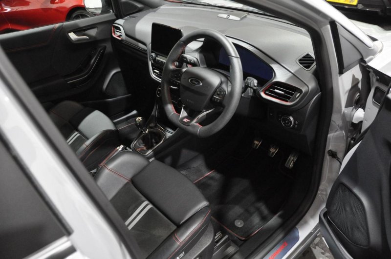 FORD PUMA