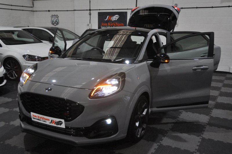 FORD PUMA