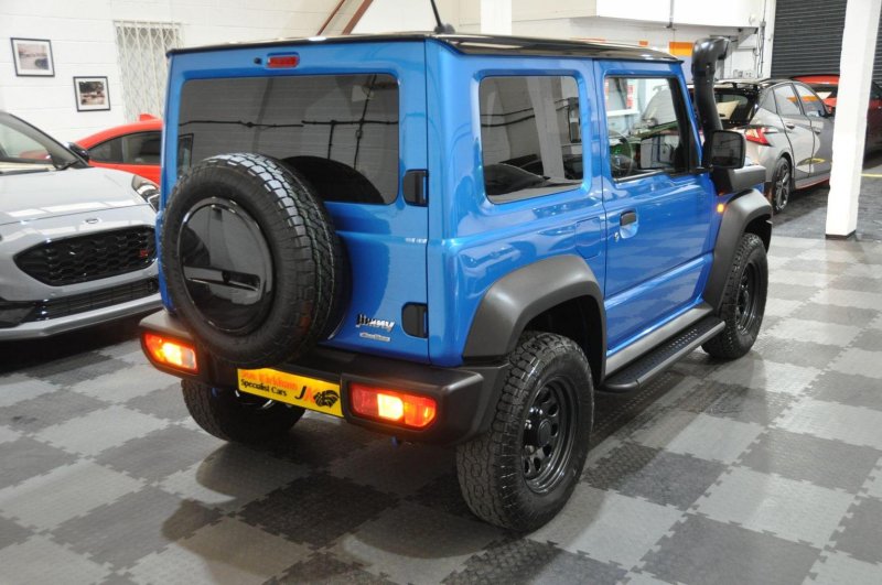 SUZUKI JIMNY