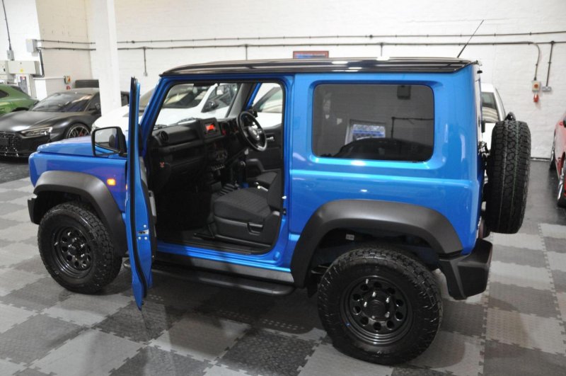 SUZUKI JIMNY
