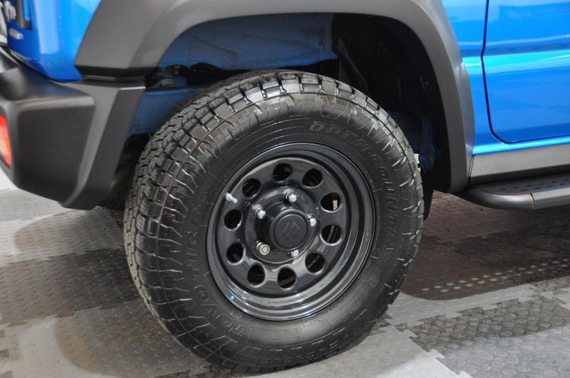 SUZUKI JIMNY