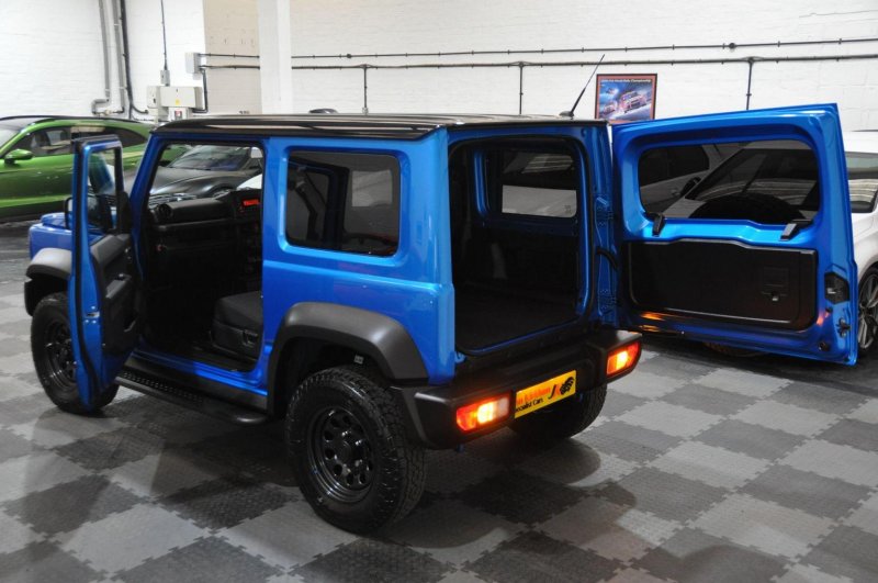 SUZUKI JIMNY