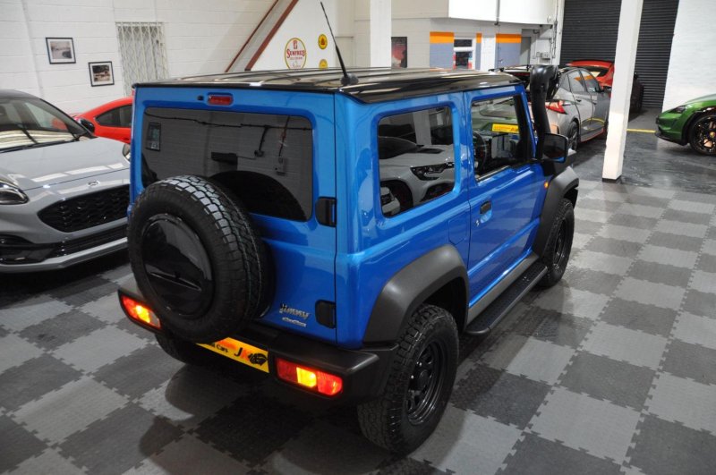 SUZUKI JIMNY