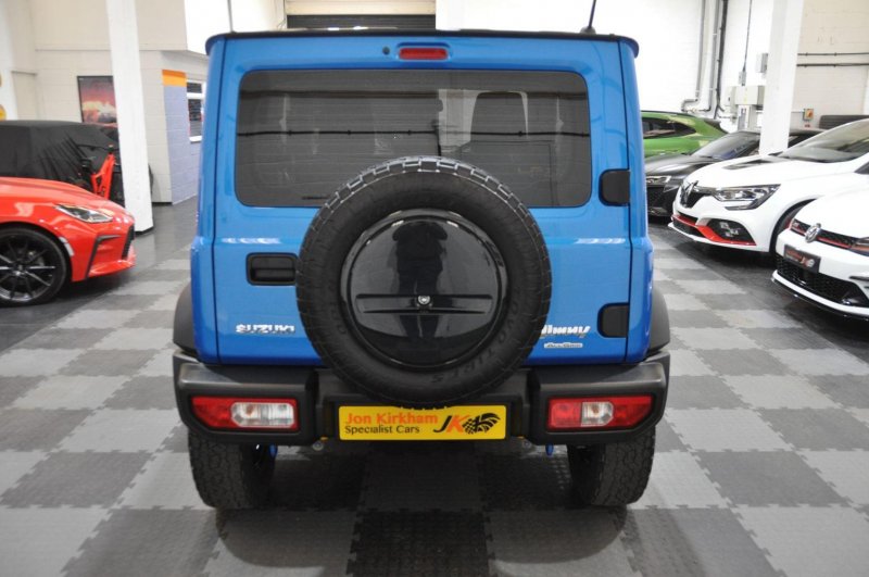 SUZUKI JIMNY