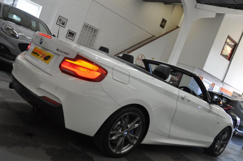BMW 2 SERIES