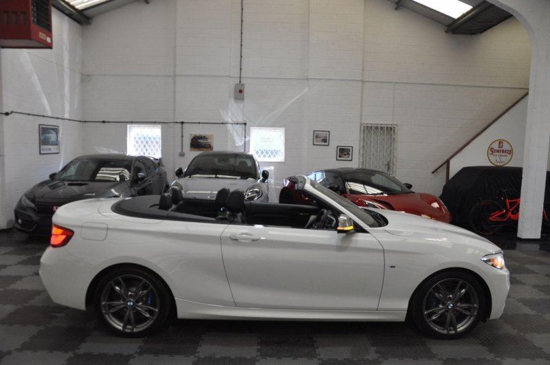 BMW 2 SERIES