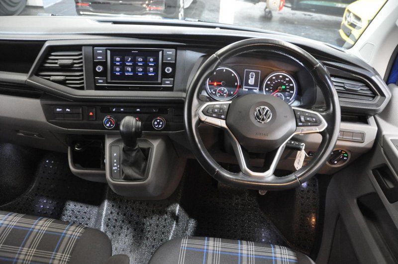 VOLKSWAGEN TRANSPORTER
