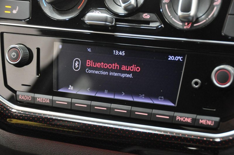VOLKSWAGEN UP
