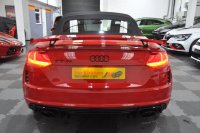 AUDI TT RS