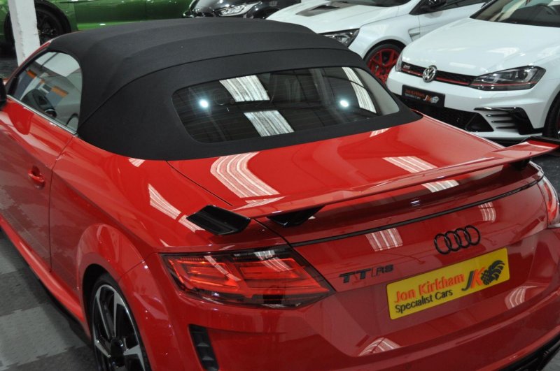 AUDI TT RS