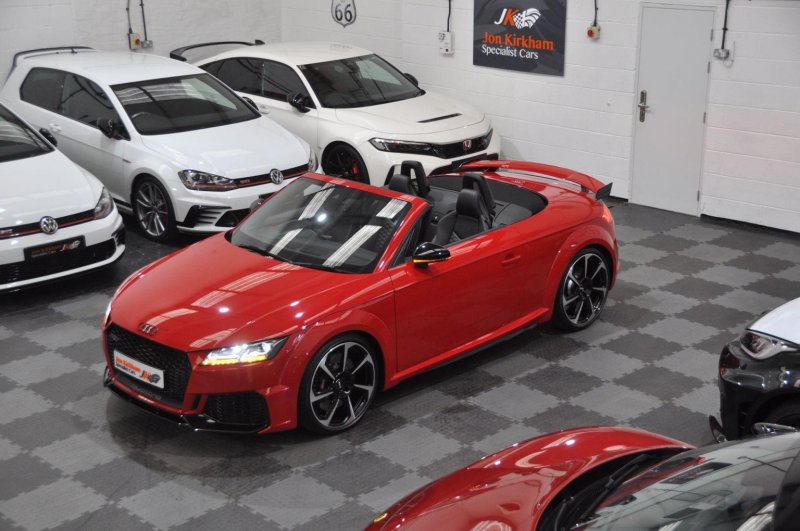 AUDI TT RS