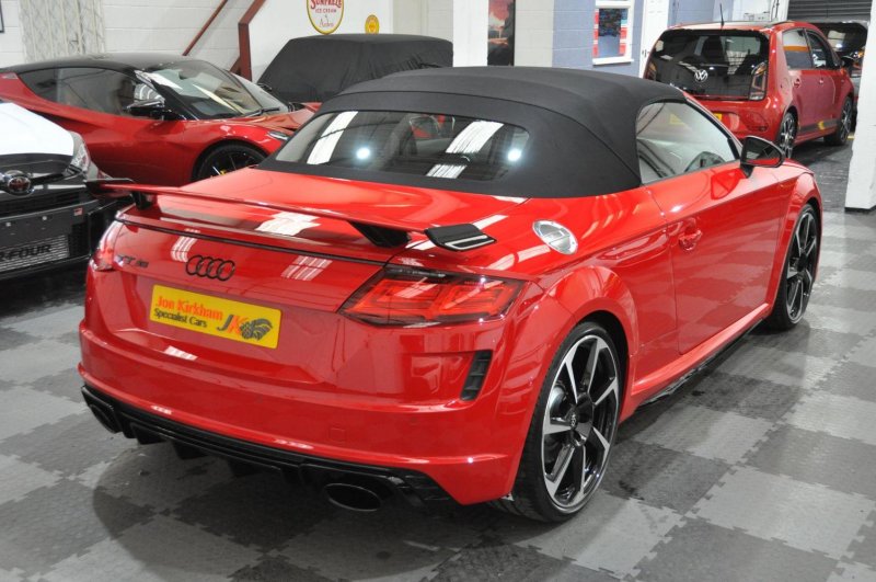 AUDI TT RS