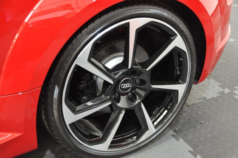 AUDI TT RS