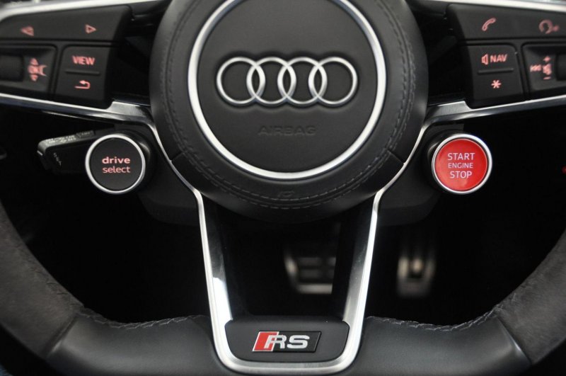 AUDI TT RS