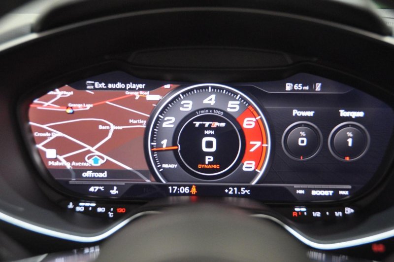 AUDI TT RS