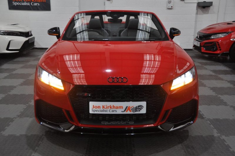 AUDI TT RS