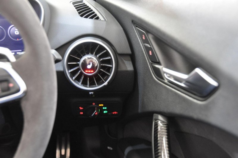 AUDI TT RS