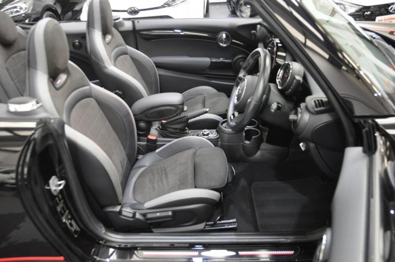 MINI CONVERTIBLE