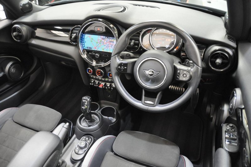 MINI CONVERTIBLE